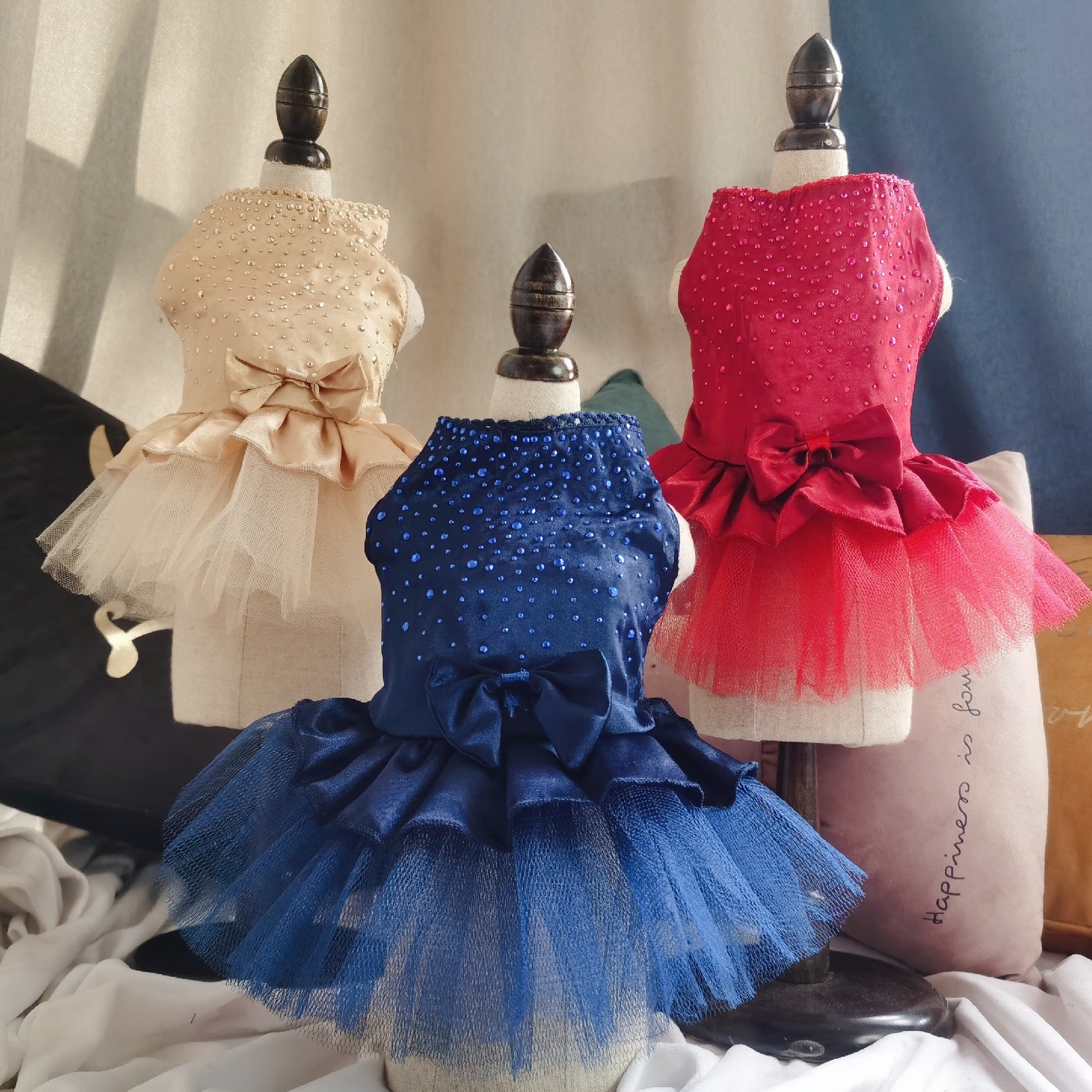 Pet Supplies Skirts for Cats and Dogs Clothing